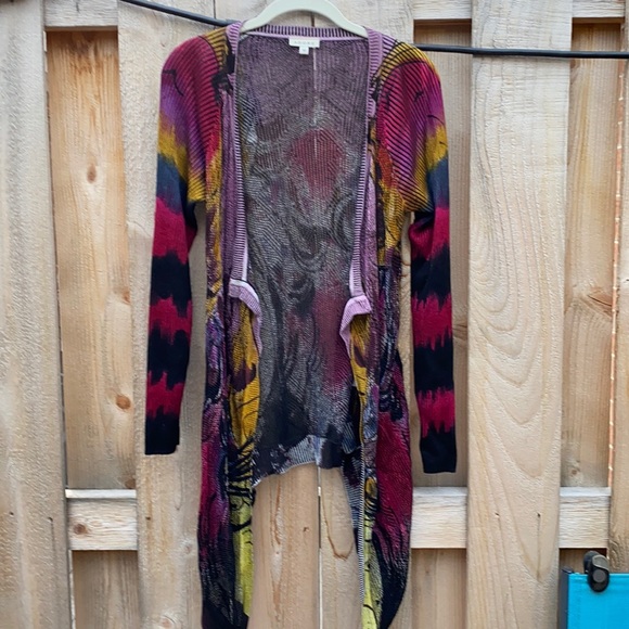 Adore Sweaters - Adore colorful unique open sweater. Medium